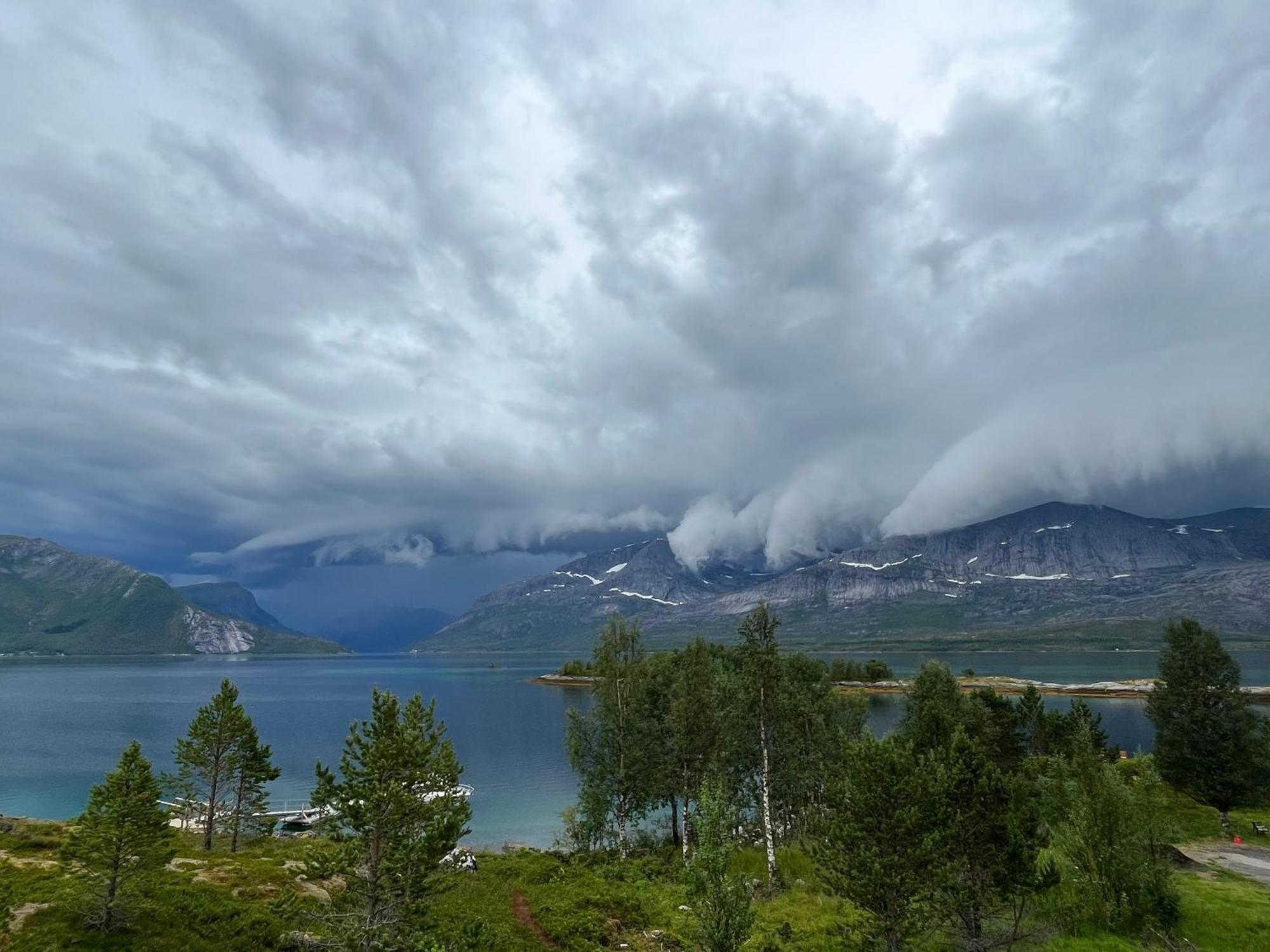 Efjord And Stetind Resort - Cabin Kobbernestinden Ballangen Dış mekan fotoğraf